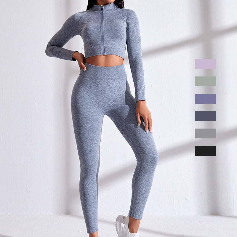 Sportset met crop top met lange mouwen en legging met rits