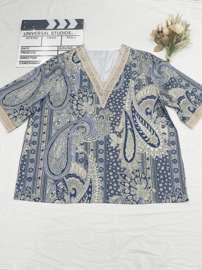 Owienna - Dames-T-shirt plus paisleyprint met contrasterende kant, V-hals en halve mouwen