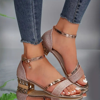 Lotta - De zomerse veelzijdige sandalen met glitters