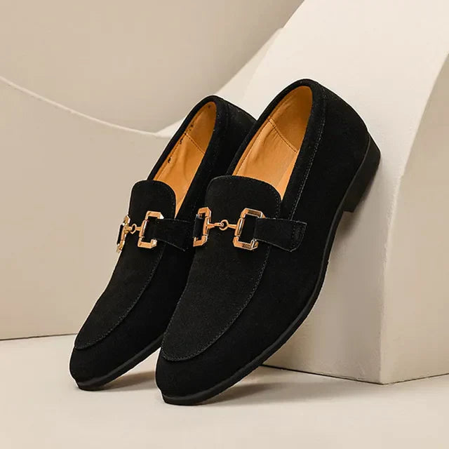 Lorenzo - Suède loafers met metalen gesp