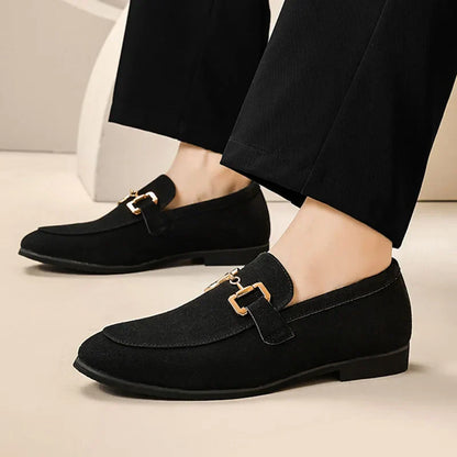 Lorenzo - Suède loafers met metalen gesp