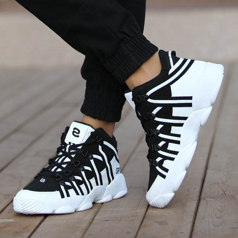 VINI - AeroComfort Sneakers