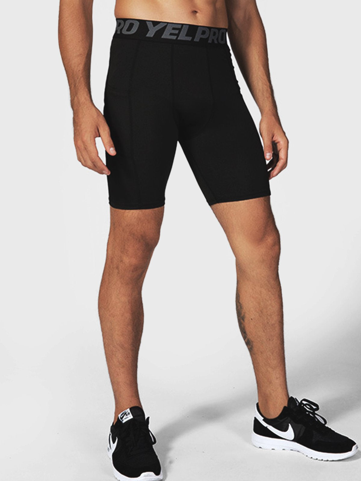 Shorts met compressiepasvorm