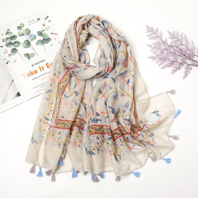 Pashmina sjaal met bloemenkwastjes